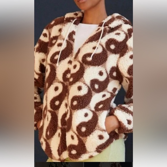 PacSun Jackets & Blazers - PacSun Brown and Cream Yin Yang Fleece Jacket women‎ size small